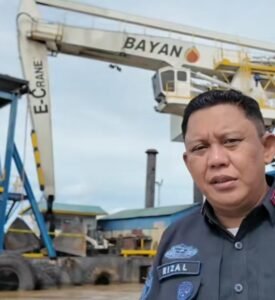 Screenshot_20260211-090431_TikTok-275x300 BATUBARA TERUS MENGALIR, NEGARA DIDUGA KEBOBOLAN: GAKKUM TERLAMBAT SEGEL KONVEYOR BERLOGO PT Bayan Resources DI Sungai Mahakam